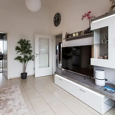 Ferienwohnung Traumurlaub 아파트 워렌도르프