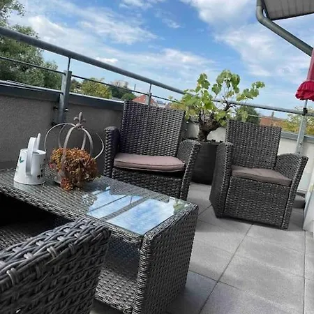 Ferienwohnung Traumurlaub 아파트