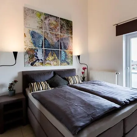 아파트 Ferienwohnung Traumurlaub 워렌도르프